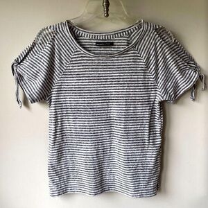 Black and White Tie Front Short Sleeve Tee